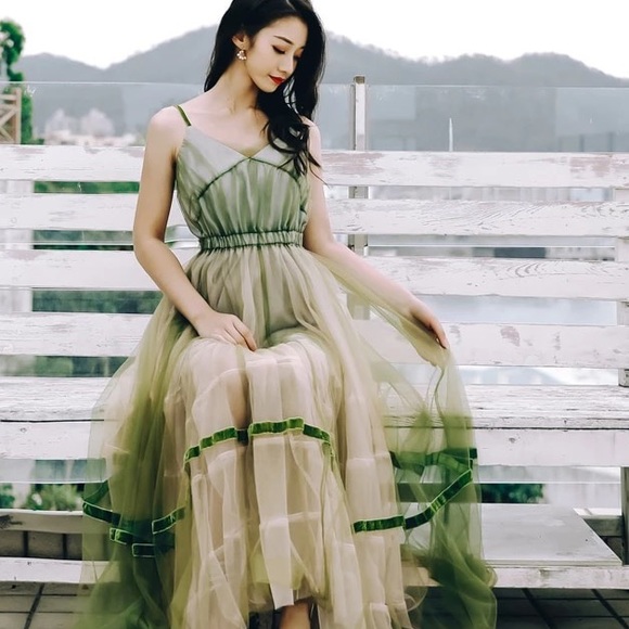 🎀 BE MAGIC 🎀 BEAUTIFUL LACE SHEER DESIGNER TRIBAL RHINESTONE GOLD LADY BEBE - Picture 10 of 16